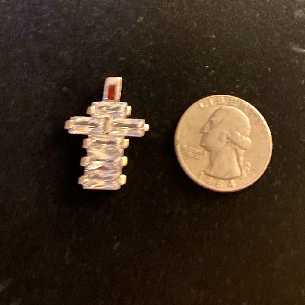Bold 925 Sterling Silver CZ Cross Pendant - Picture 5 of 6